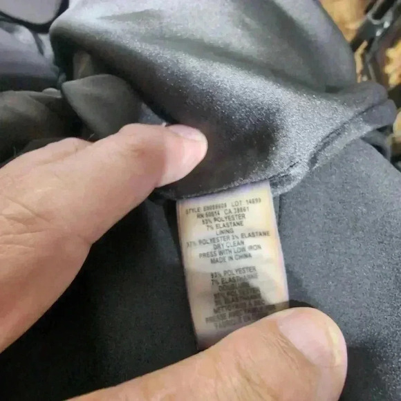 Elie Tahari Little Black Dress ruffle sleeve cap sz S - Picture 5 of 5